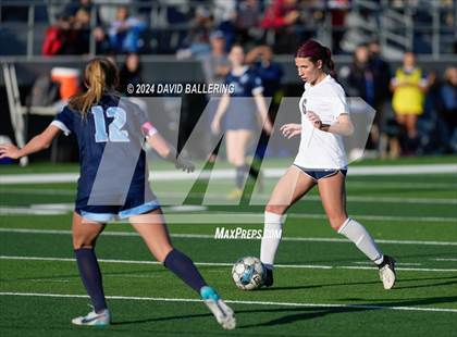 Thumbnail 2 in Keller vs. Bell (UIL 5A Region 2 Bi-District Playoff) photogallery.