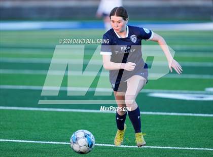 Thumbnail 3 in Keller vs. Bell (UIL 5A Region 2 Bi-District Playoff) photogallery.