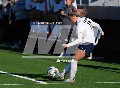 Thumbnail 2 in Keller vs. Bell (UIL 5A Region 2 Bi-District Playoff) photogallery.