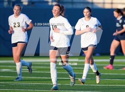 Thumbnail 1 in Keller vs. Bell (UIL 5A Region 2 Bi-District Playoff) photogallery.