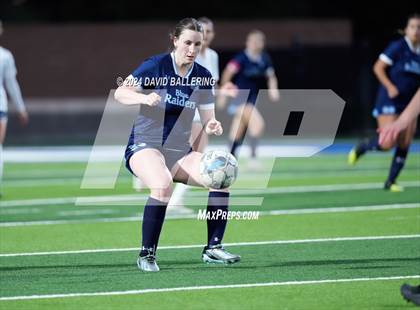 Thumbnail 1 in Keller vs. Bell (UIL 5A Region 2 Bi-District Playoff) photogallery.