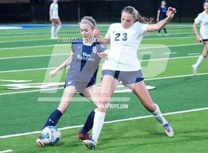 Thumbnail 1 in Keller vs. Bell (UIL 5A Region 2 Bi-District Playoff) photogallery.