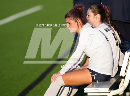Thumbnail 3 in Keller vs. Bell (UIL 5A Region 2 Bi-District Playoff) photogallery.