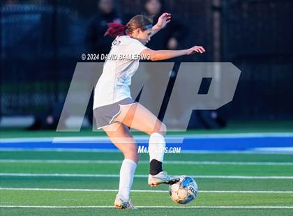 Thumbnail 3 in Keller vs. Bell (UIL 5A Region 2 Bi-District Playoff) photogallery.
