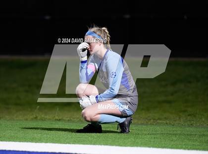 Thumbnail 3 in Keller vs. Bell (UIL 5A Region 2 Bi-District Playoff) photogallery.