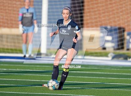 Thumbnail 3 in Keller vs. Bell (UIL 5A Region 2 Bi-District Playoff) photogallery.