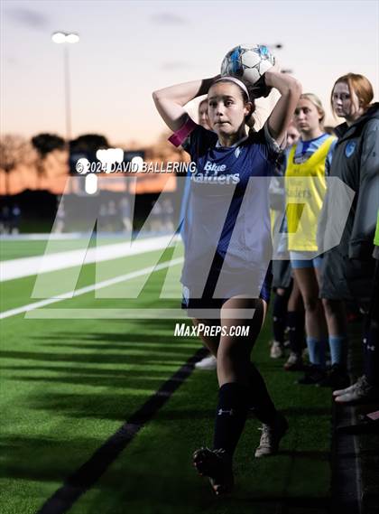 Thumbnail 1 in Keller vs. Bell (UIL 5A Region 2 Bi-District Playoff) photogallery.