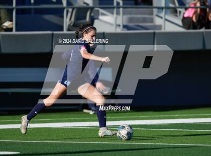 Thumbnail 3 in Keller vs. Bell (UIL 5A Region 2 Bi-District Playoff) photogallery.