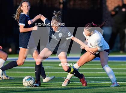 Thumbnail 2 in Keller vs. Bell (UIL 5A Region 2 Bi-District Playoff) photogallery.