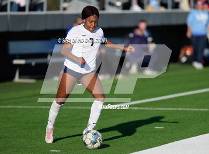 Thumbnail 3 in Keller vs. Bell (UIL 5A Region 2 Bi-District Playoff) photogallery.