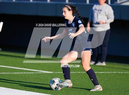 Thumbnail 3 in Keller vs. Bell (UIL 5A Region 2 Bi-District Playoff) photogallery.