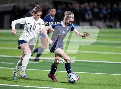 Thumbnail 2 in Keller vs. Bell (UIL 5A Region 2 Bi-District Playoff) photogallery.