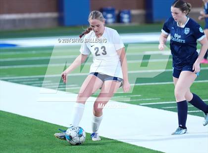 Thumbnail 2 in Keller vs. Bell (UIL 5A Region 2 Bi-District Playoff) photogallery.