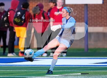 Thumbnail 2 in Keller vs. Bell (UIL 5A Region 2 Bi-District Playoff) photogallery.