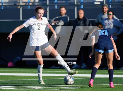 Thumbnail 1 in Keller vs. Bell (UIL 5A Region 2 Bi-District Playoff) photogallery.