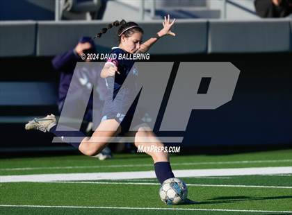 Thumbnail 1 in Keller vs. Bell (UIL 5A Region 2 Bi-District Playoff) photogallery.