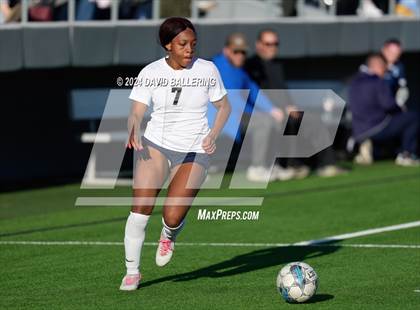 Thumbnail 2 in Keller vs. Bell (UIL 5A Region 2 Bi-District Playoff) photogallery.
