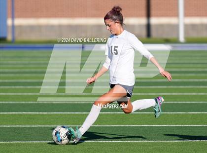 Thumbnail 1 in Keller vs. Bell (UIL 5A Region 2 Bi-District Playoff) photogallery.
