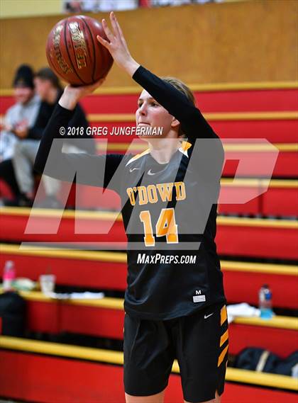Thumbnail 3 in Bishop O'Dowd @ Cardinal Newman (Cardinal Newman Classic) photogallery.