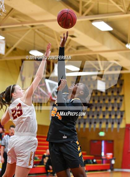 Thumbnail 3 in Bishop O'Dowd @ Cardinal Newman (Cardinal Newman Classic) photogallery.