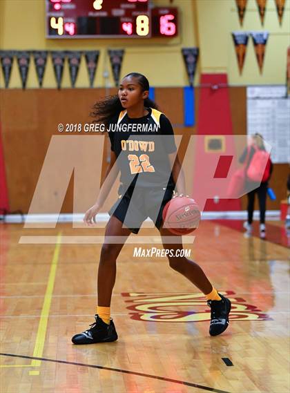 Thumbnail 1 in Bishop O'Dowd @ Cardinal Newman (Cardinal Newman Classic) photogallery.