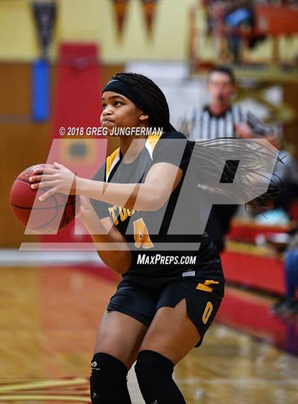 Thumbnail 2 in Bishop O'Dowd @ Cardinal Newman (Cardinal Newman Classic) photogallery.