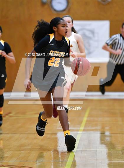 Thumbnail 3 in Bishop O'Dowd @ Cardinal Newman (Cardinal Newman Classic) photogallery.