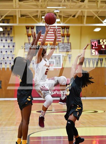 Thumbnail 2 in Bishop O'Dowd @ Cardinal Newman (Cardinal Newman Classic) photogallery.