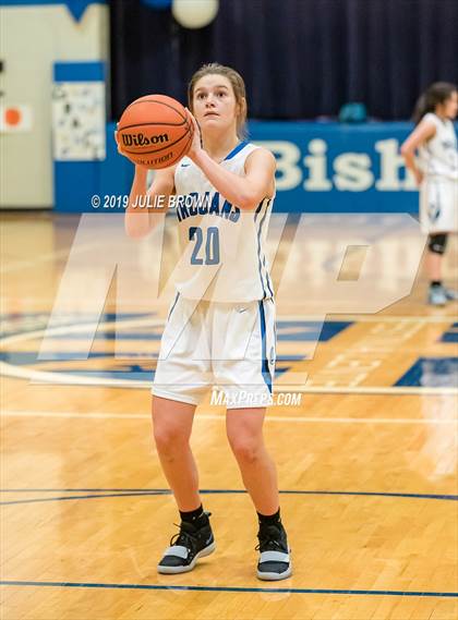 Thumbnail 3 in Indianapolis Cardinal Ritter @ Indianapolis Bishop Chatard photogallery.