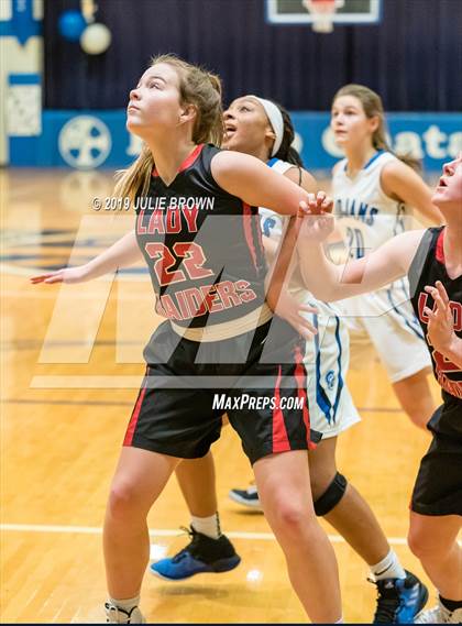 Thumbnail 2 in Indianapolis Cardinal Ritter @ Indianapolis Bishop Chatard photogallery.