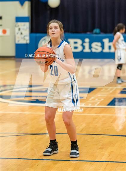 Thumbnail 1 in Indianapolis Cardinal Ritter @ Indianapolis Bishop Chatard photogallery.