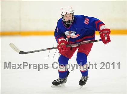 Thumbnail 2 in Glastonbury vs. Notre Dame (CIAC Division 1 First Round) photogallery.