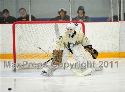 Thumbnail 2 in Glastonbury vs. Notre Dame (CIAC Division 1 First Round) photogallery.