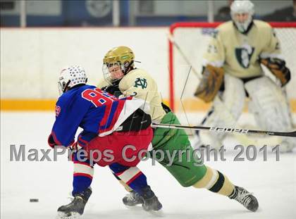 Thumbnail 1 in Glastonbury vs. Notre Dame (CIAC Division 1 First Round) photogallery.