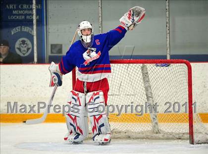 Thumbnail 3 in Glastonbury vs. Notre Dame (CIAC Division 1 First Round) photogallery.