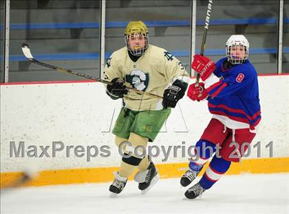 Thumbnail 1 in Glastonbury vs. Notre Dame (CIAC Division 1 First Round) photogallery.