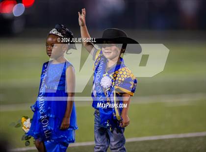 Thumbnail 3 in Deweyville @ Hardin photogallery.