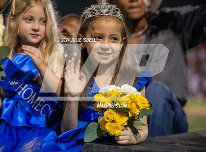 Thumbnail 1 in Deweyville @ Hardin photogallery.