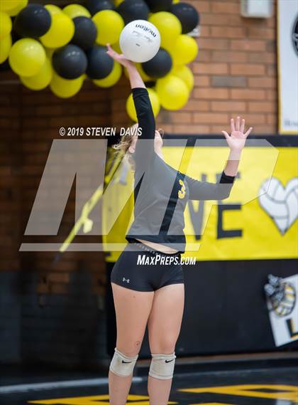 Thumbnail 3 in Maricopa vs Gilbert photogallery.