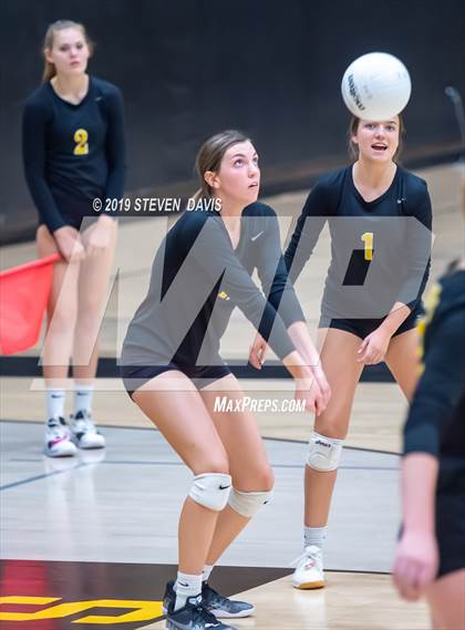 Thumbnail 1 in Maricopa vs Gilbert photogallery.