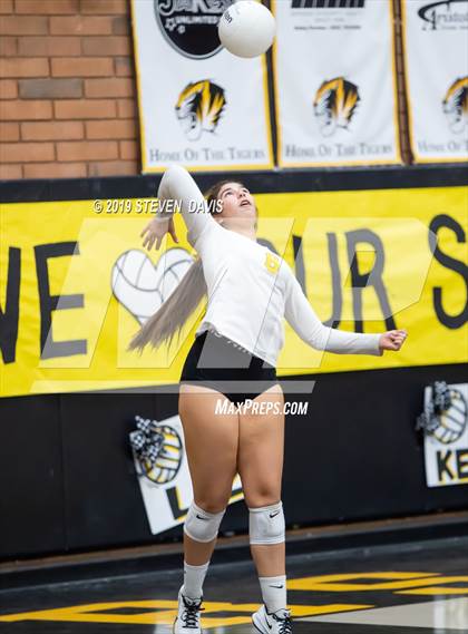 Thumbnail 2 in Maricopa vs Gilbert photogallery.