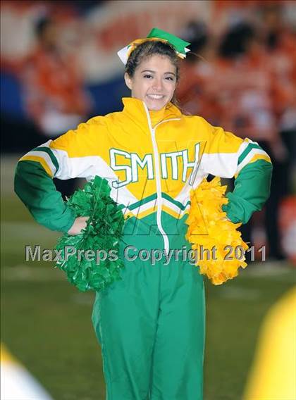 Thumbnail 1 in Newman Smith vs. Rockwall (4A Region 2 Bi-District Playoffs) photogallery.