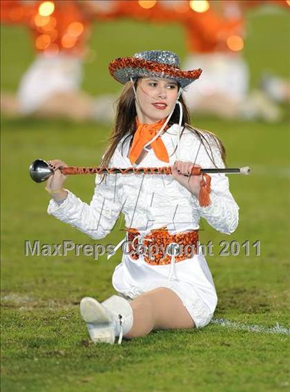 Thumbnail 1 in Newman Smith vs. Rockwall (4A Region 2 Bi-District Playoffs) photogallery.
