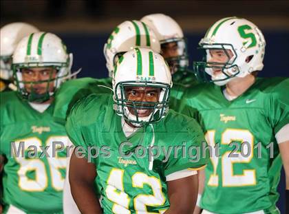Thumbnail 1 in Newman Smith vs. Rockwall (4A Region 2 Bi-District Playoffs) photogallery.