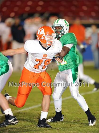 Thumbnail 3 in Newman Smith vs. Rockwall (4A Region 2 Bi-District Playoffs) photogallery.