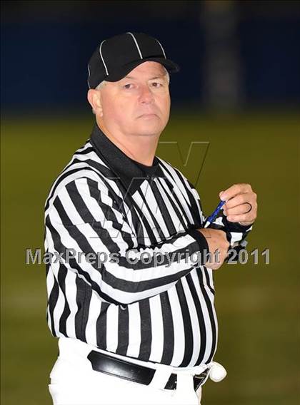 Thumbnail 2 in Newman Smith vs. Rockwall (4A Region 2 Bi-District Playoffs) photogallery.