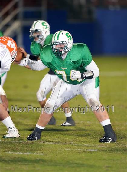 Thumbnail 3 in Newman Smith vs. Rockwall (4A Region 2 Bi-District Playoffs) photogallery.