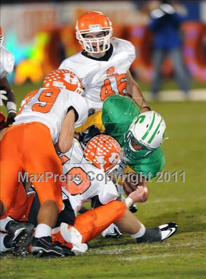 Thumbnail 1 in Newman Smith vs. Rockwall (4A Region 2 Bi-District Playoffs) photogallery.