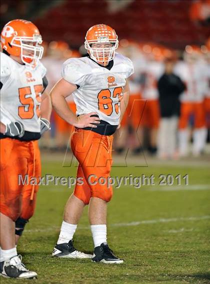 Thumbnail 3 in Newman Smith vs. Rockwall (4A Region 2 Bi-District Playoffs) photogallery.