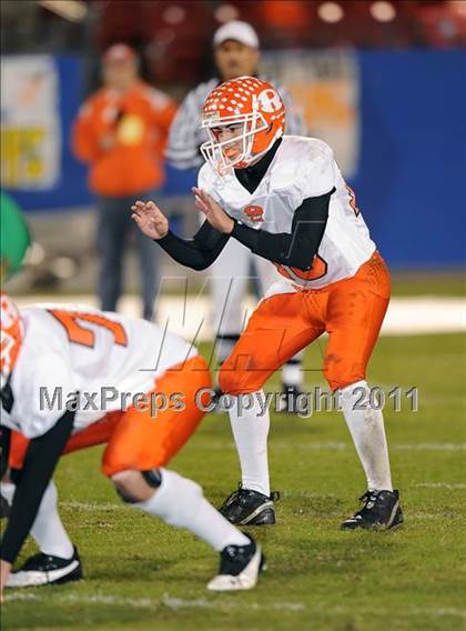 Thumbnail 1 in Newman Smith vs. Rockwall (4A Region 2 Bi-District Playoffs) photogallery.